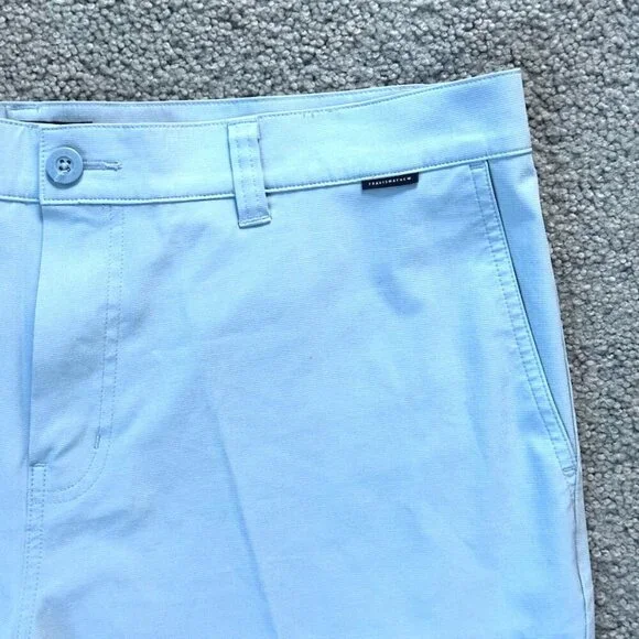 Travis Mathew Golf Chino Stretch Shorts Blue - Sz. 40 Men's Excellent Condition - Picture 2 of 10